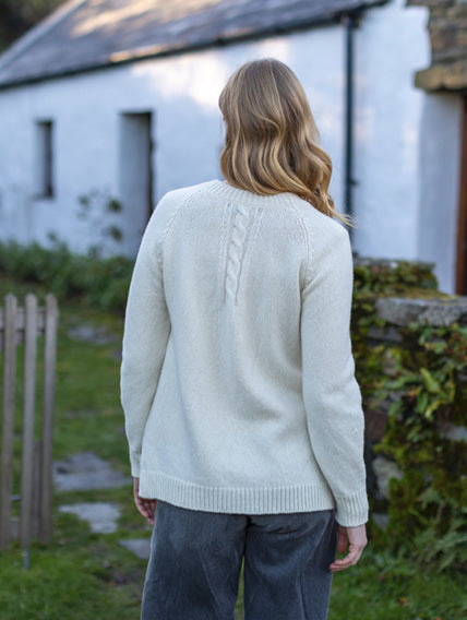 Fisherman Out Of Ireland Crew Raglan with Cable Details - Ecru