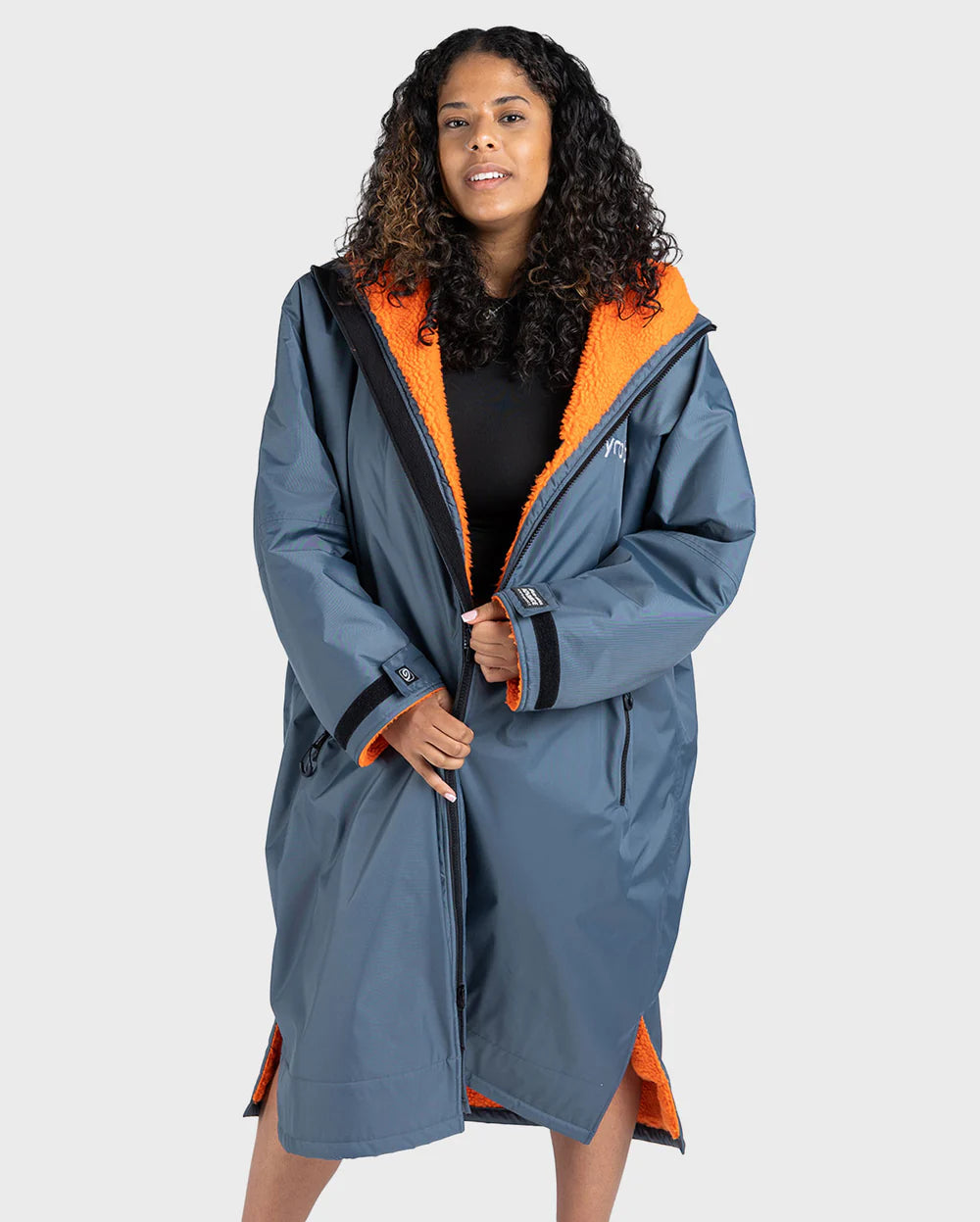 dryrobe Advance Long Sleeve - Dark Grey / Orange